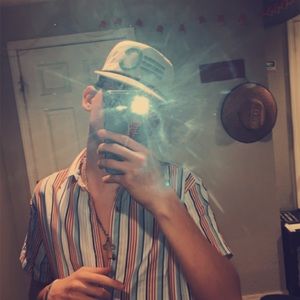 Meet your Posher, Jonathan